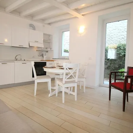Apartment Lakefront Cadorna - Affitti Brevi Italia Lecco